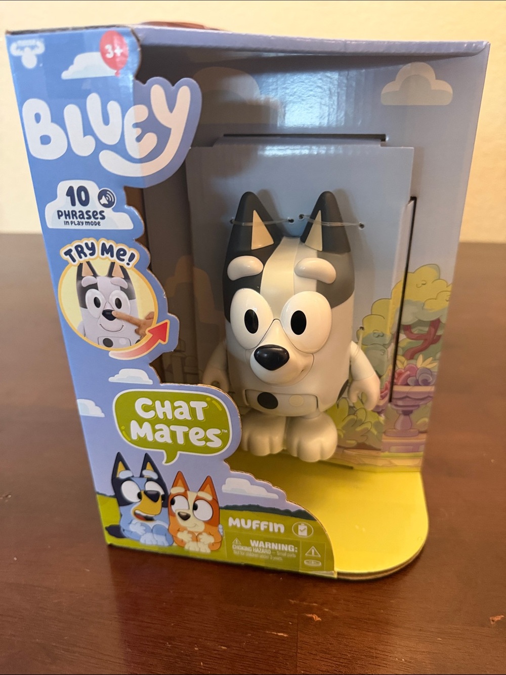 Chat Mates Muffin Plush Toy - White & Black